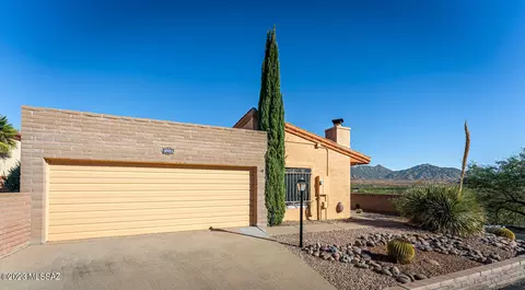 2851 S Calle Ibanez, Green Valley, AZ 85622