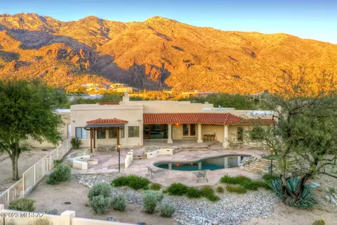 6671 N Avenida De Las Palazas, Tucson, AZ 85750