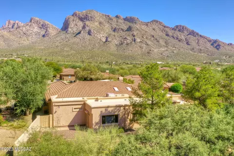 26 E Golden Sun Pl, Oro Valley, AZ 85737