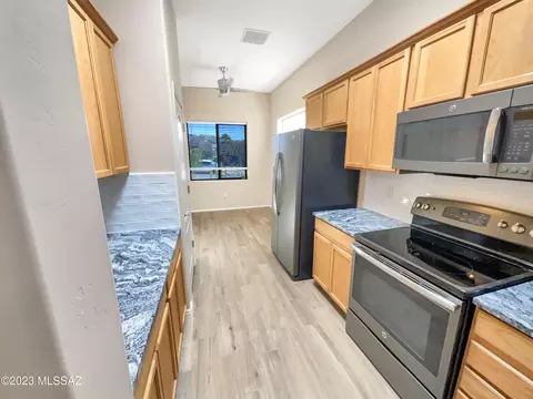 10458 S Drifter Ranch Pl, Vail, AZ 85641 photo 8