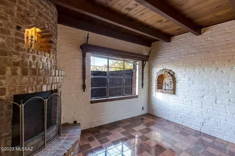 1302 E Roger Rd, Tucson, AZ 85719 photo 26