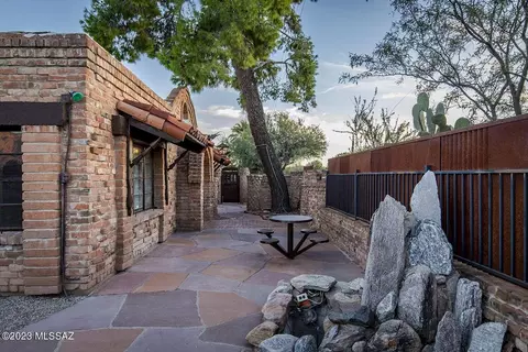 1302 E Roger Rd, Tucson, AZ 85719 photo 38