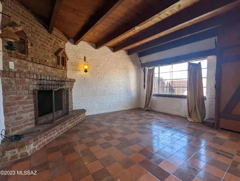 1302 E Roger Rd, Tucson, AZ 85719 photo 6