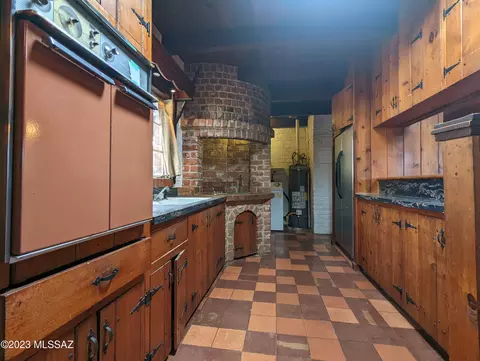 1302 E Roger Rd, Tucson, AZ 85719 photo 7