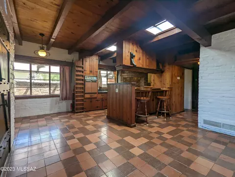 1302 E Roger Rd, Tucson, AZ 85719 photo 5