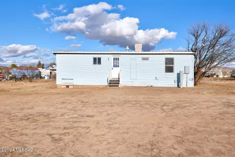 2118 W Vista Dr, Benson, AZ 85602