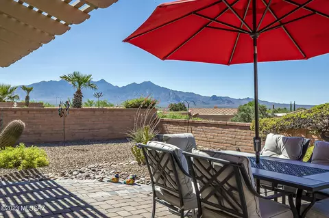 1975 W Placita De Agosto, Green Valley, AZ 85622