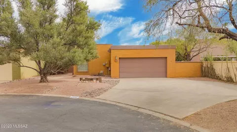 2540 N Water Pl, Tucson, AZ 85712