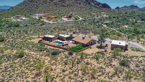 5051 S Caballo Rd, Tucson, AZ 85746