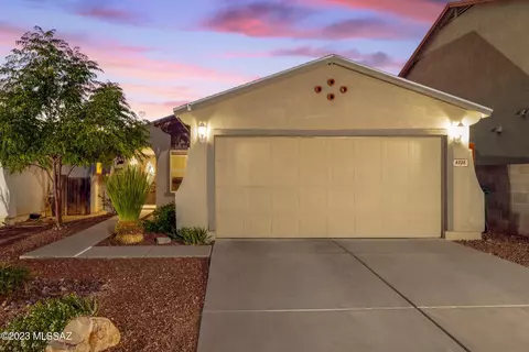 6336 S Bright Sun Ave, Tucson, AZ 85706