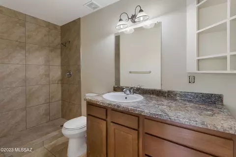 3917 E Dover Stra, Tucson, AZ 85706 photo 11