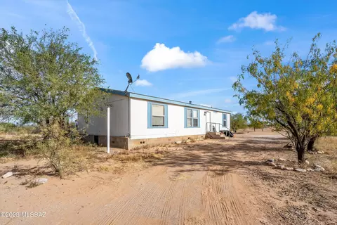 14690 W Red Feather Ln, Marana, AZ 85653