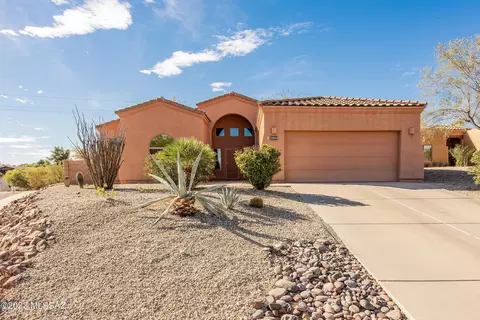 2943 W Royal Copeland Dr, Tucson, AZ 85745
