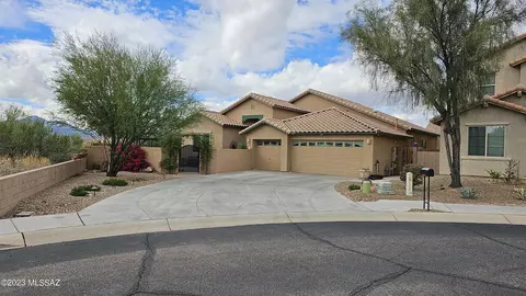8301 Willow Park Way, Tucson, AZ 85741