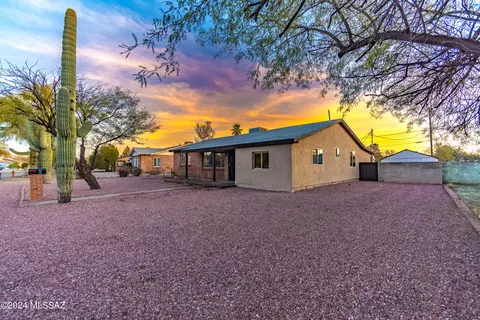 4318 E Cooper Cir, Tucson, AZ 85711