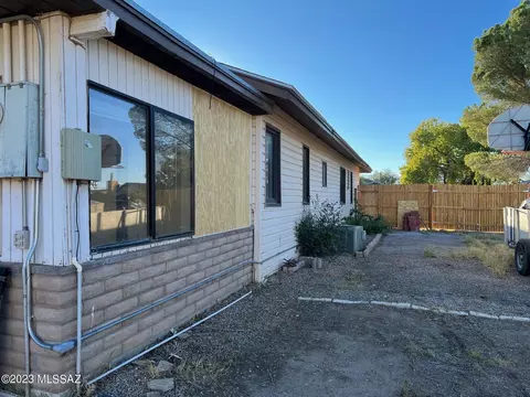 143 S Bowie Ave, Willcox, AZ 85643 photo 3