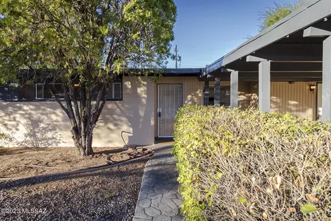 6849 E 39th St, Tucson, AZ 85730