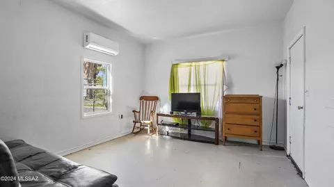 120 E 28th St, South Tucson, AZ 85713 photo 5