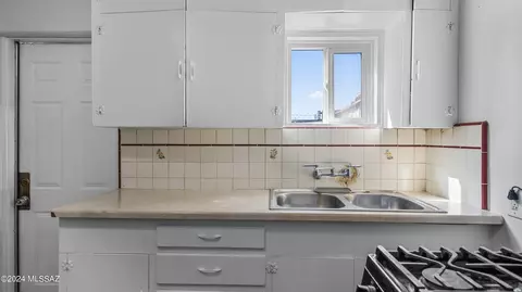 120 E 28th St, South Tucson, AZ 85713 photo 8