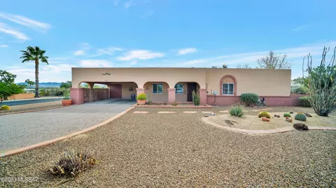 1565 N Paseo Maravilloso, Green Valley, AZ 85614