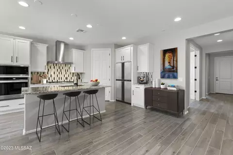 9714 E Copper Glance Trl, Tucson, AZ 85747