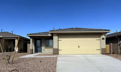 7624 S Wild Prairie Dr, Tucson, AZ 85757