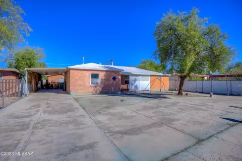 3241 E 30th St, Tucson, AZ 85713