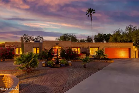 2208 W Rapallo Way, Tucson, AZ 85741