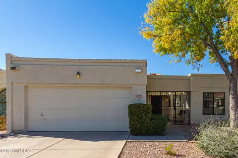 7180 Ardmore Ln, Tucson, AZ 85715