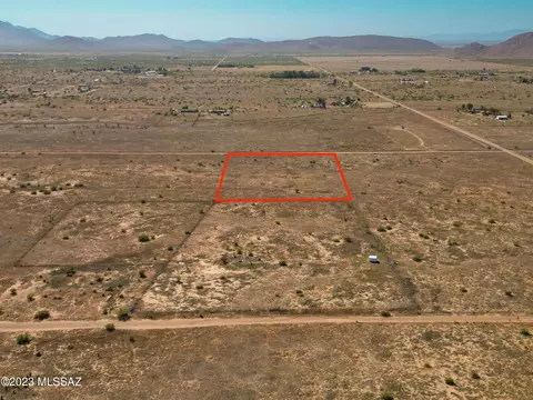4 E 7 Acres E Chiricahua Dr, Pearce, AZ 85625