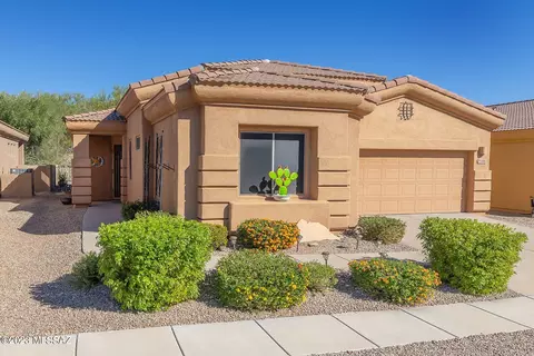 10688 N Hewitt Pl, Oro Valley, AZ 85737