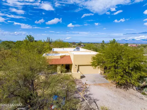 781 N Vail View Rd, Vail, AZ 85641