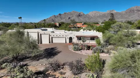 6161 N Calle De La Culebra, Tucson, AZ 85718