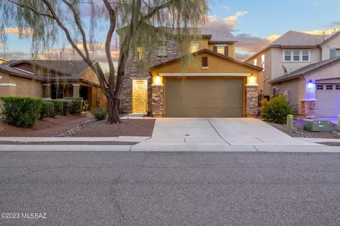 5862 N Dartwhite Dr, Tucson, AZ 85741