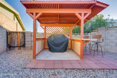 8263 E Winnepeg Pl, Tucson, AZ 85730 photo 18