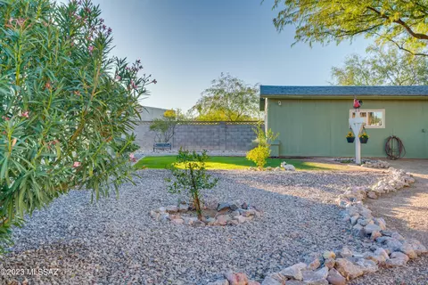 8263 E Winnepeg Pl, Tucson, AZ 85730 photo 22