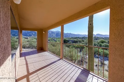 5751 N Wilmot Rd, Tucson, AZ 85750