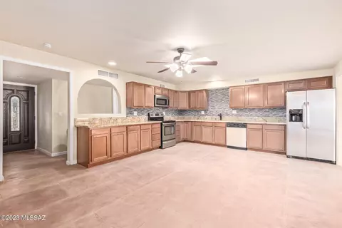 7521 E Tamara Pl, Tucson, AZ 85730 photo 7