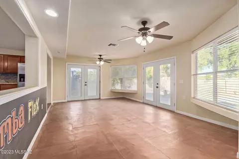 7521 E Tamara Pl, Tucson, AZ 85730 photo 11