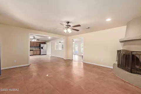 7521 E Tamara Pl, Tucson, AZ 85730 photo 4
