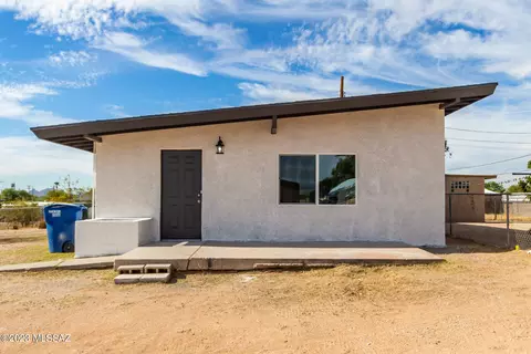 2328 S Plumer Ave, Tucson, AZ 85713