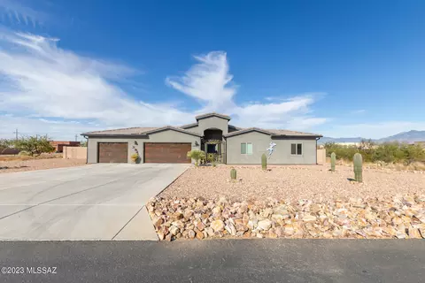 3275 E Shade Rock Pl, Vail, AZ 85641
