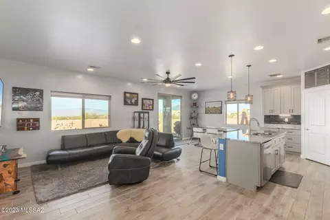 3275 E Shade Rock Pl, Vail, AZ 85641 photo 14
