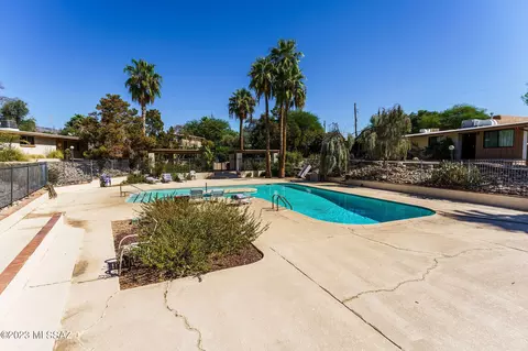 5901 N Oracle Rd #26, Tucson, AZ 85704
