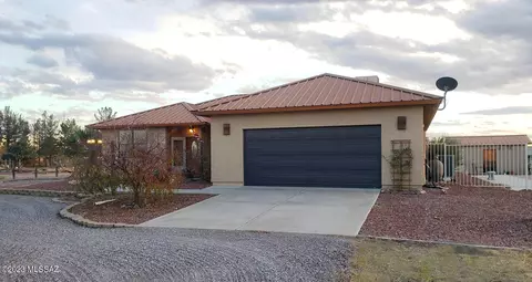 225 N Sunset Strip, Willcox, AZ 85643 photo 2