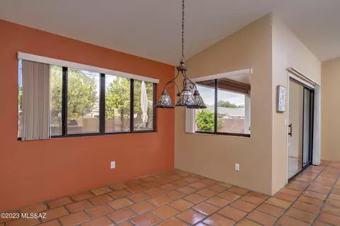 8586 S Dubloon Way, Tucson, AZ 85756 photo 10