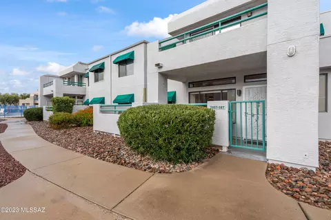 7957 E Colette Cir #187, Tucson, AZ 85710