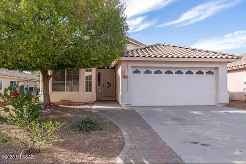 9099 N Ironwood Bluffs Ln, Tucson, AZ 85742