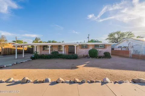 7342 E 19th St, Tucson, AZ 85710
