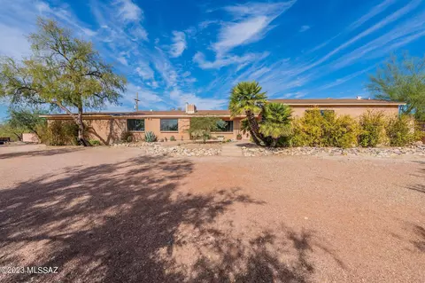 9101 E Morrill Way, Tucson, AZ 85749